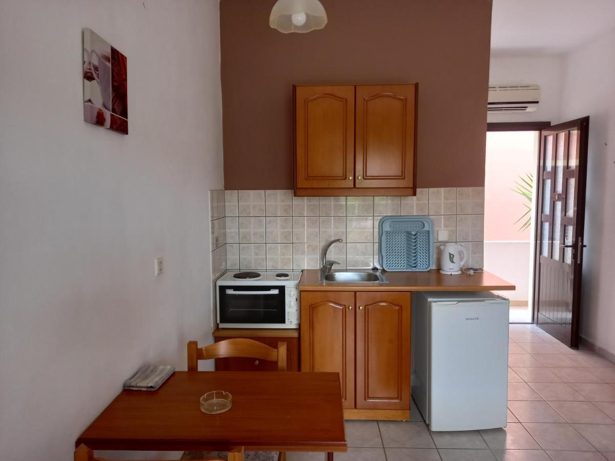 Kostas Apartments Sidari  Exterior photo